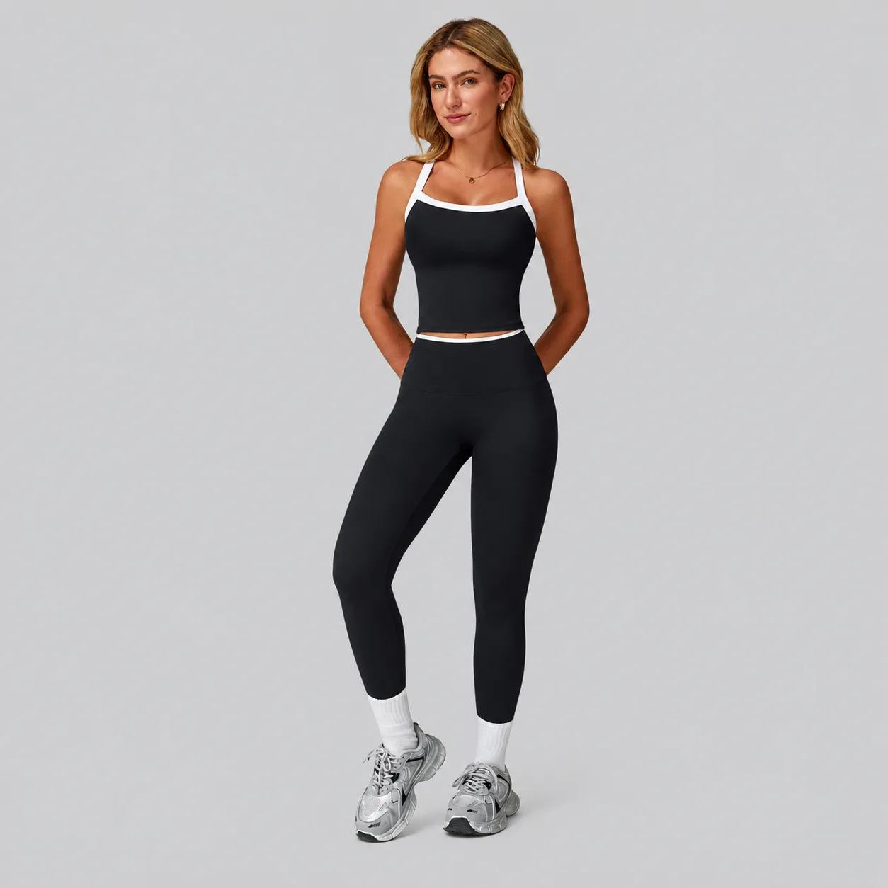 Low MOQ Clothing Manufacturing: Minimums by Style, Color and Size
