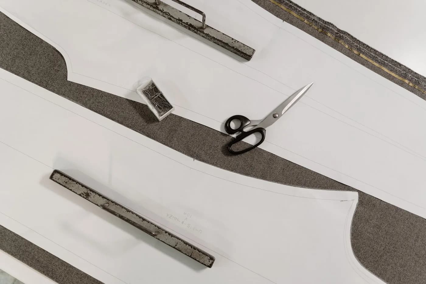 Full-Package Clothing Manufacturing: A Practical Guide for US Brands